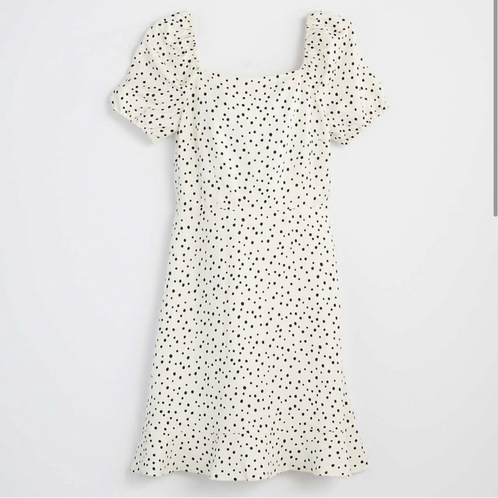🤍White Linen Loft Dress with Black Polka Dots